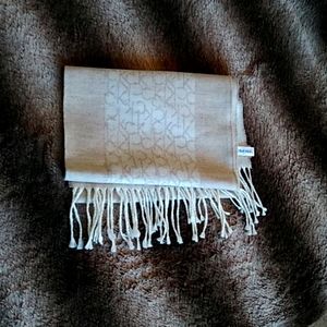 Calvin Klein beige scarf